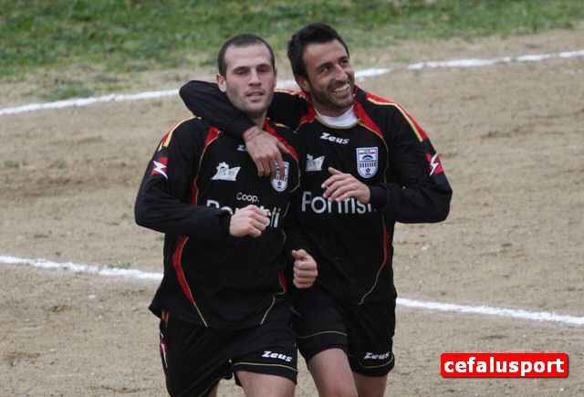 110220_sport 306y_tn.jpg